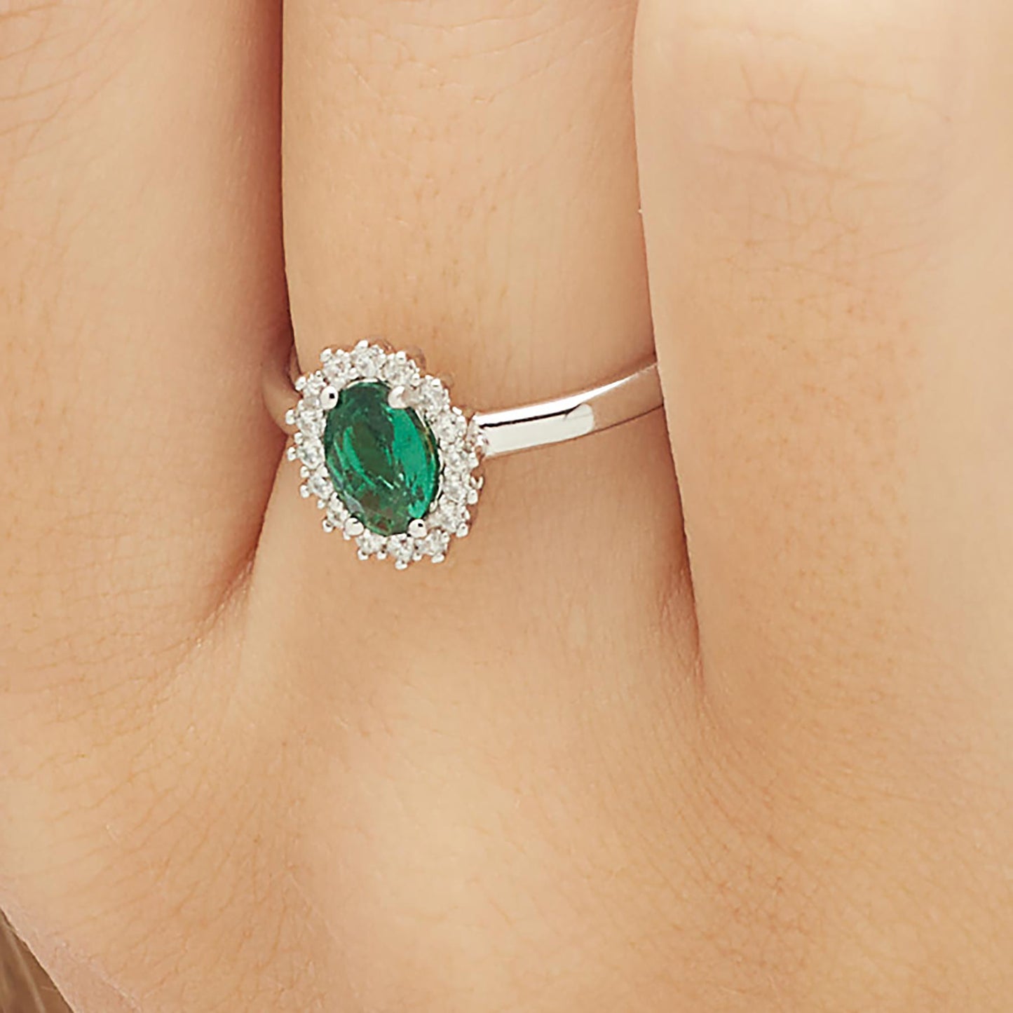 Anello Brosway Fancy  Argento Rosetta Cubic Zirconia Ovale Verde Contornato - Misura 16