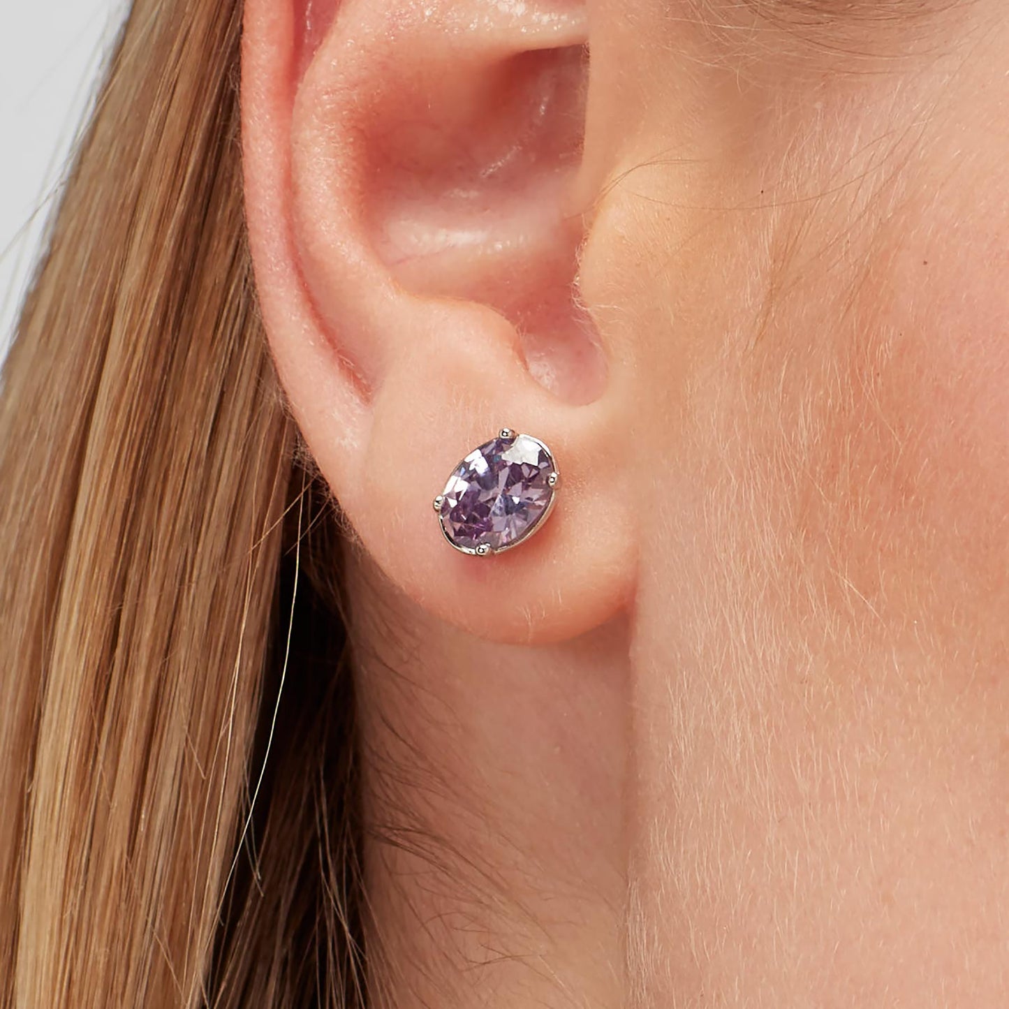 Monorecchino Brosway Magic Purple In Argento Con Zircone Viola