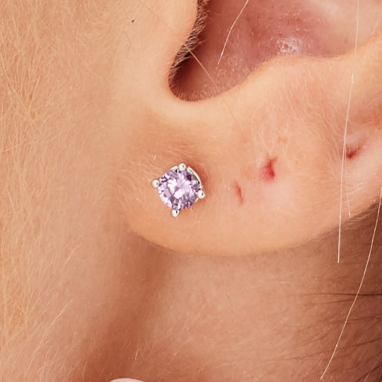 Orecchini Brosway Magic Purple Punti Luce In Argento Con Zircone Viola
