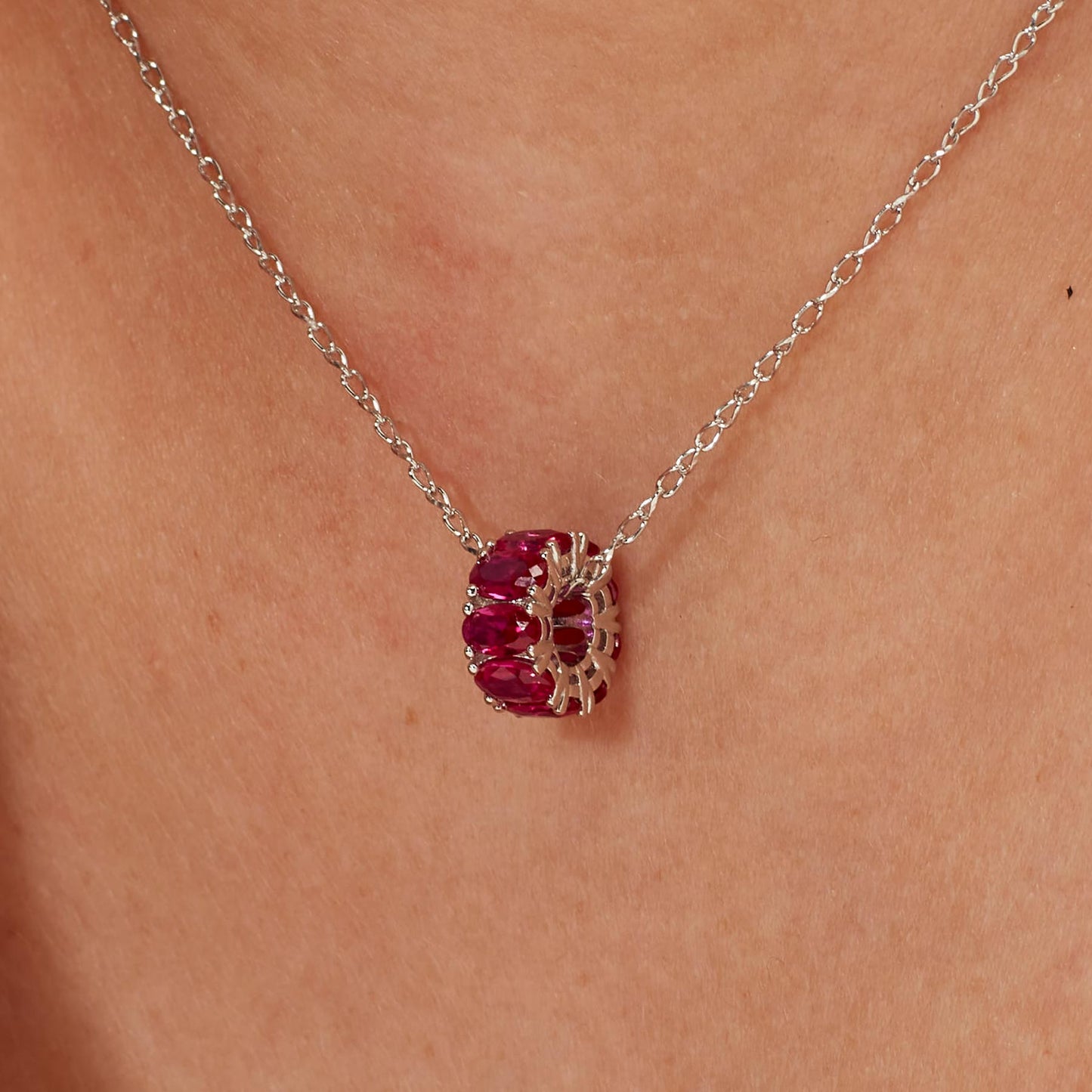 Ciondoli Brosway Passion Ruby In Argento Con Zirconi Fucsia