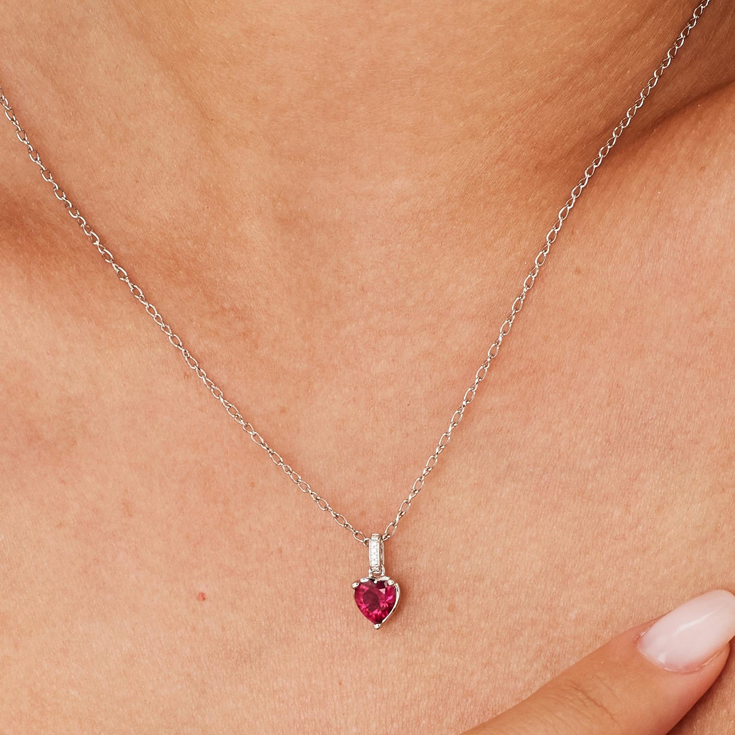 Ciondoli Brosway Passion Ruby In Argento Con Zircone Fucsia