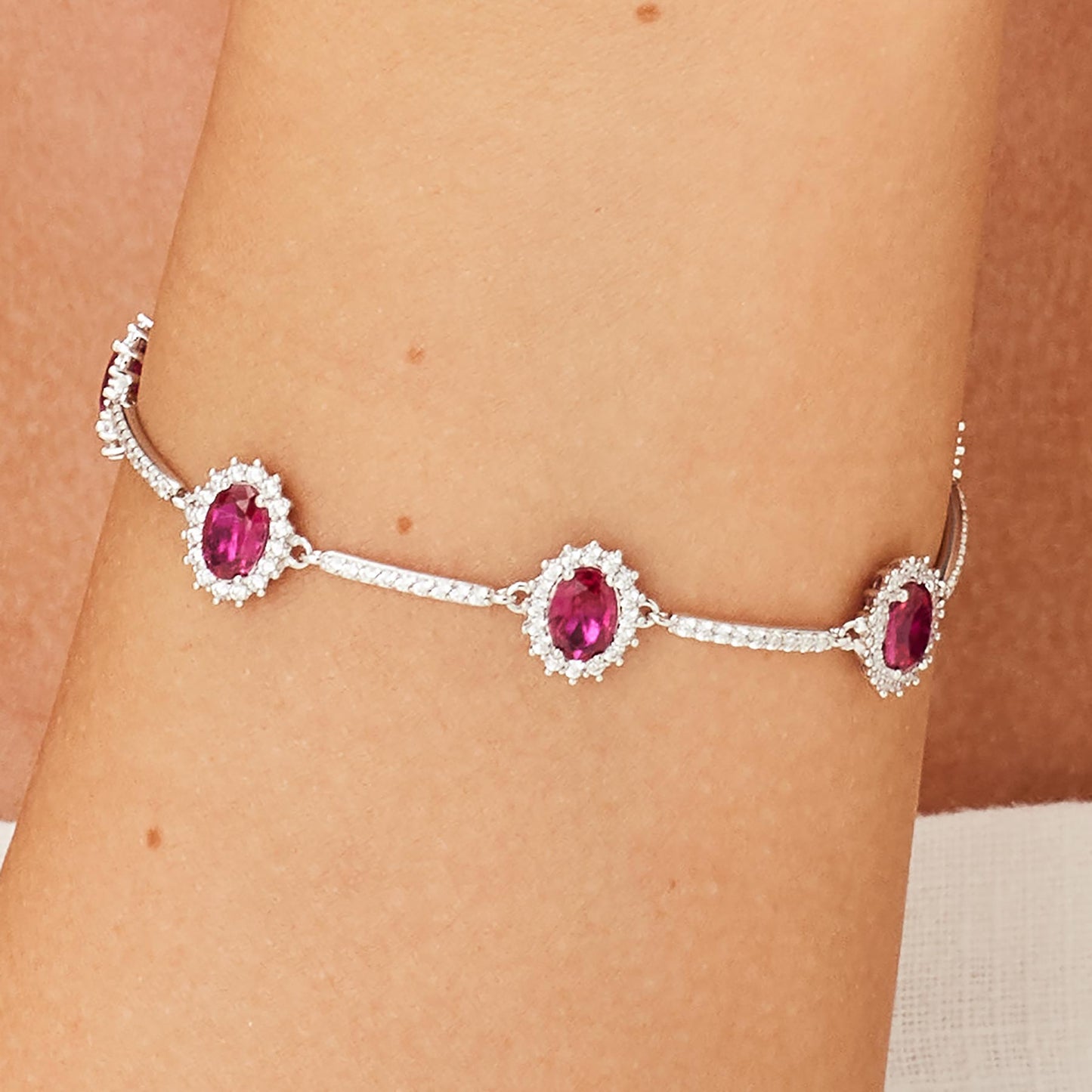 Bracciale Brosway Passion Ruby In Argento Con Zirconi Fucsia