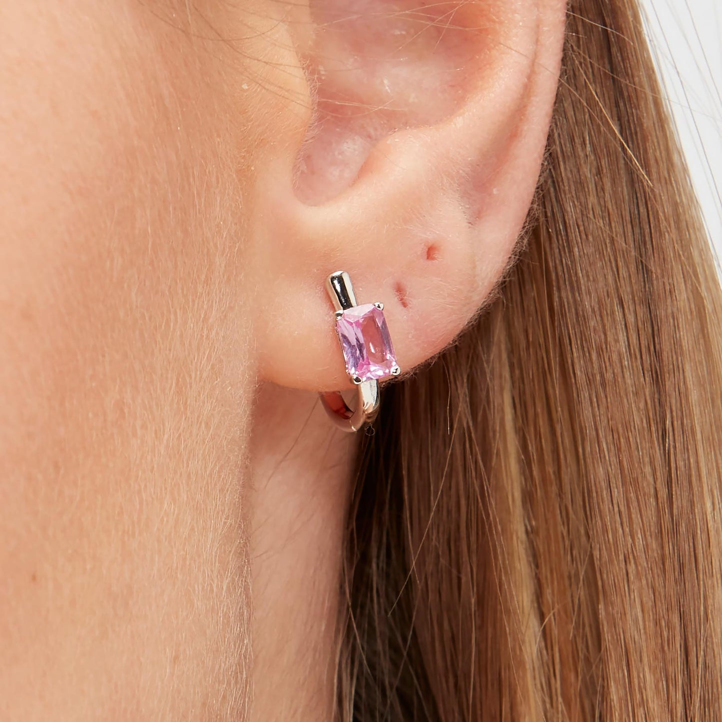 Monorecchino Brosway Vibrant Pink In Argento Con Zircone Rosa