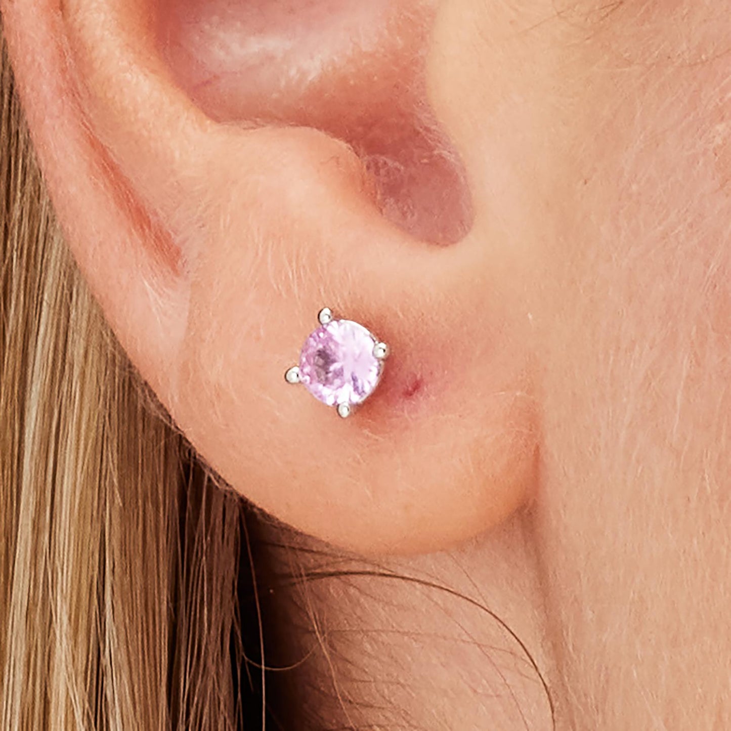 Orecchini Brosway Vibrant Pink Punti Luce In Argento Con Zircone Viola