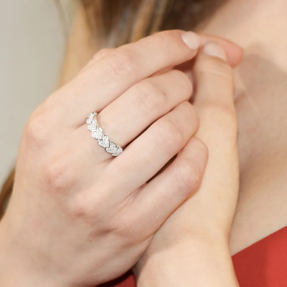 Anello Amen Regolabile Tanti Cuori Argento Con 7 Pavè Di Zirconi - Misura 16 A 20