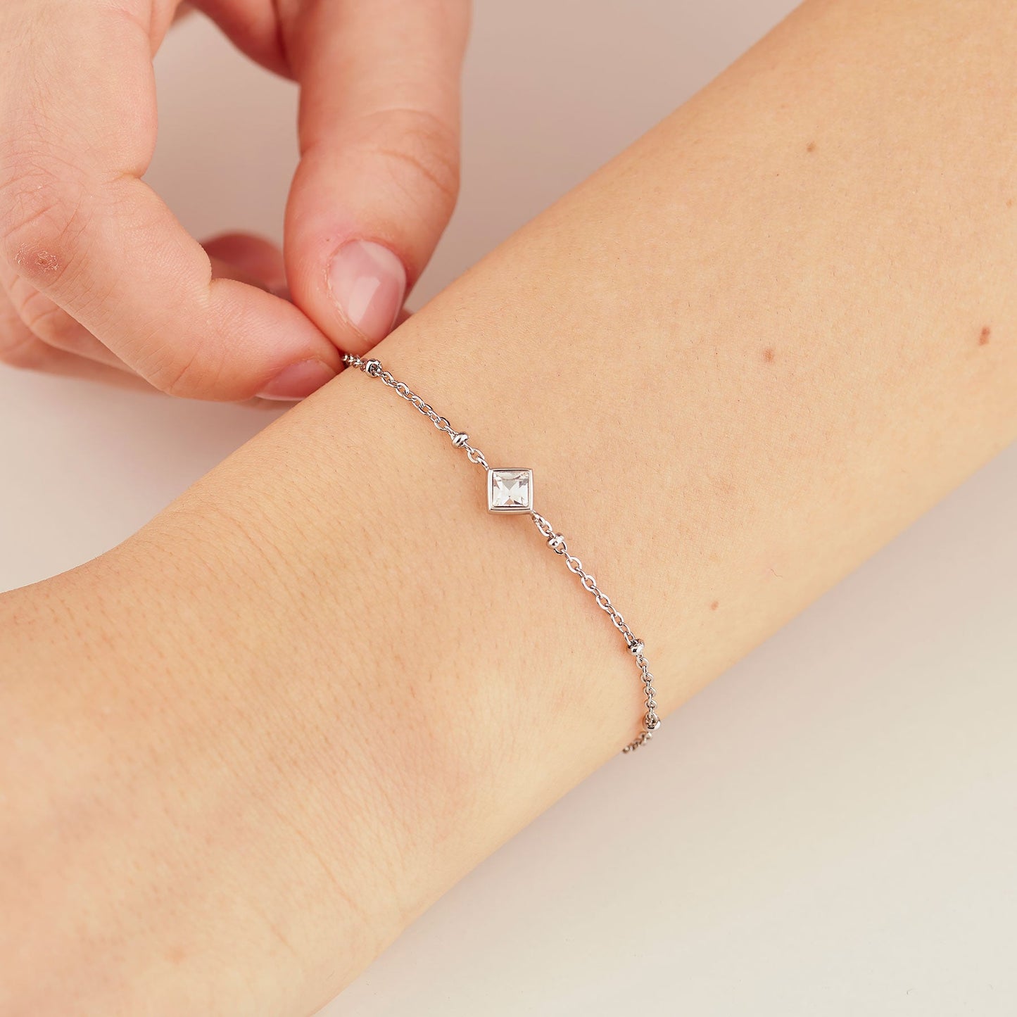 Bracciale Sagapò Luce Acciaio con Cristallo centrale