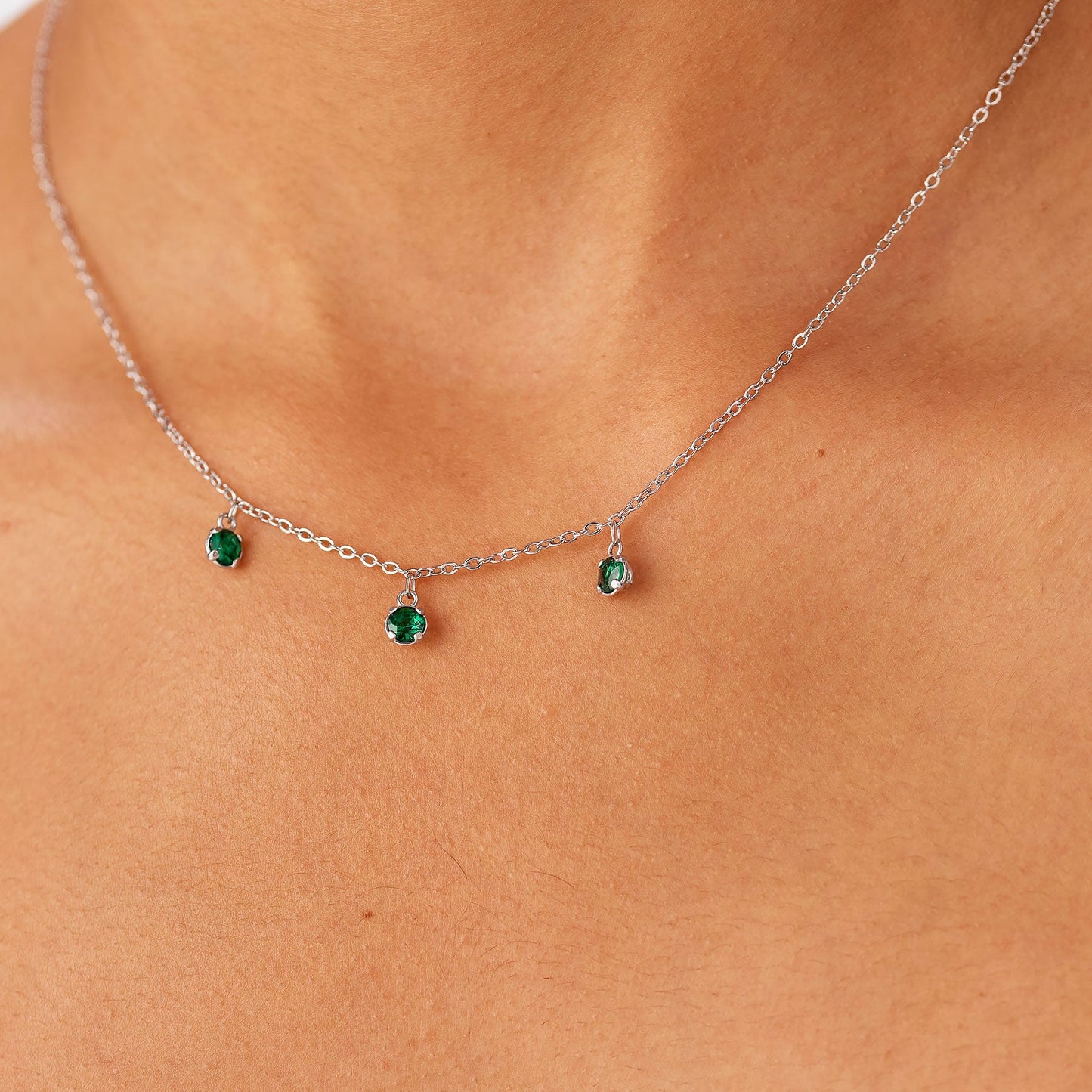Collana Sagapò Dazzly Acciaio 3 Punti Luce Cristalli Verdi