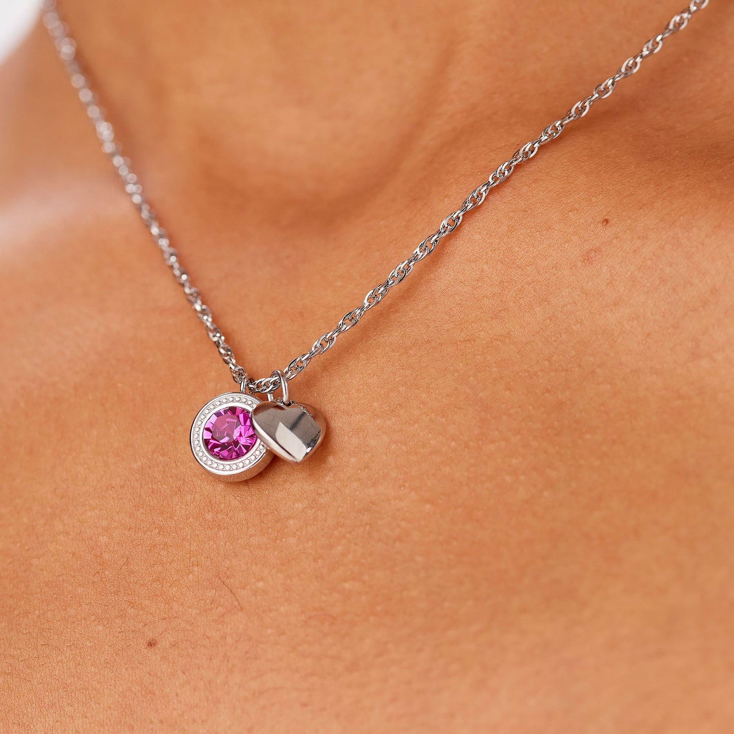 Collana Sagapò Lucky Light Acciaio Punto Luce Fucsia e Cuore