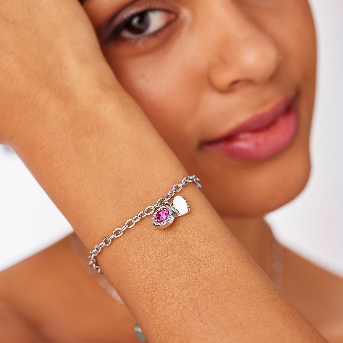 Bracciale Sagapò Lucky Light Acciaio Charms Punto Luce Fucsia E Cuore