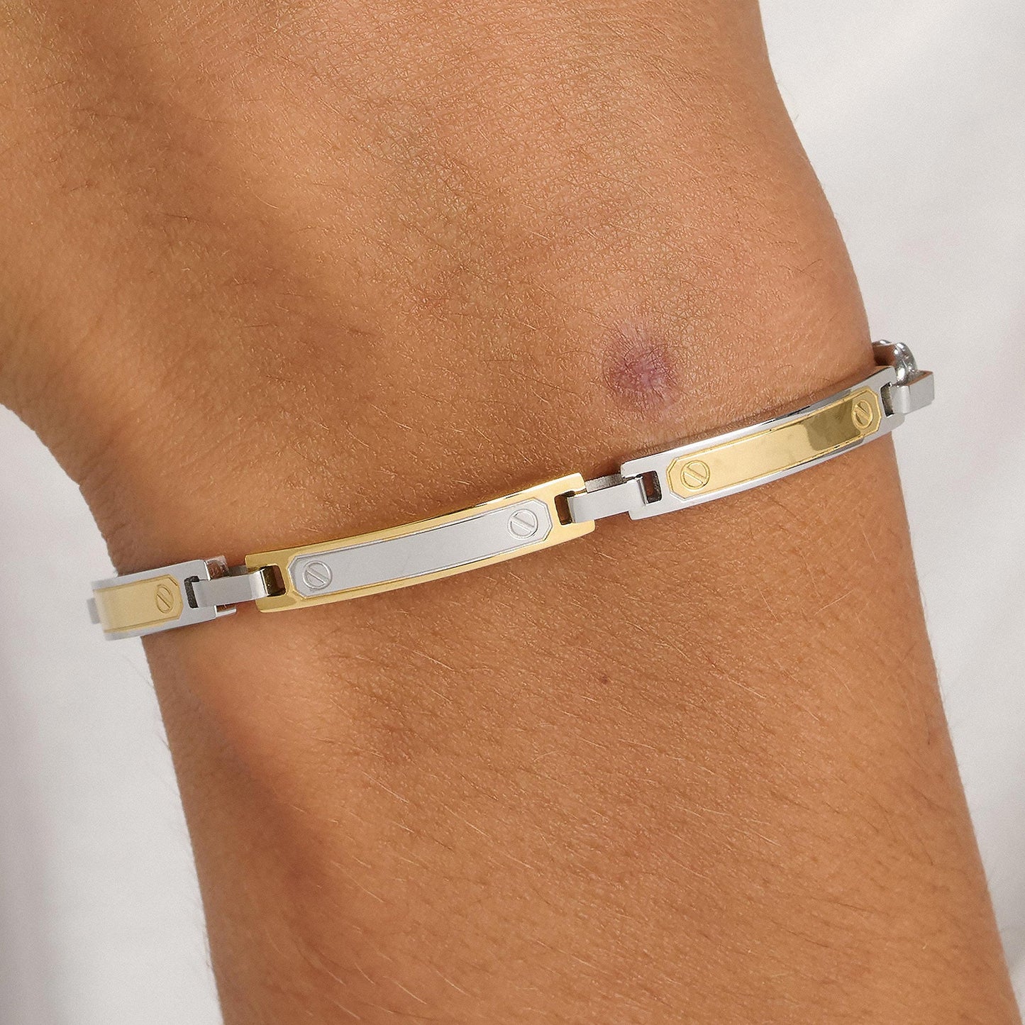 Bracciale Uomo Sagapò Titan Acciaio Catena Maglia Grumetta 2 Piastrine Lastra Pvd Oro