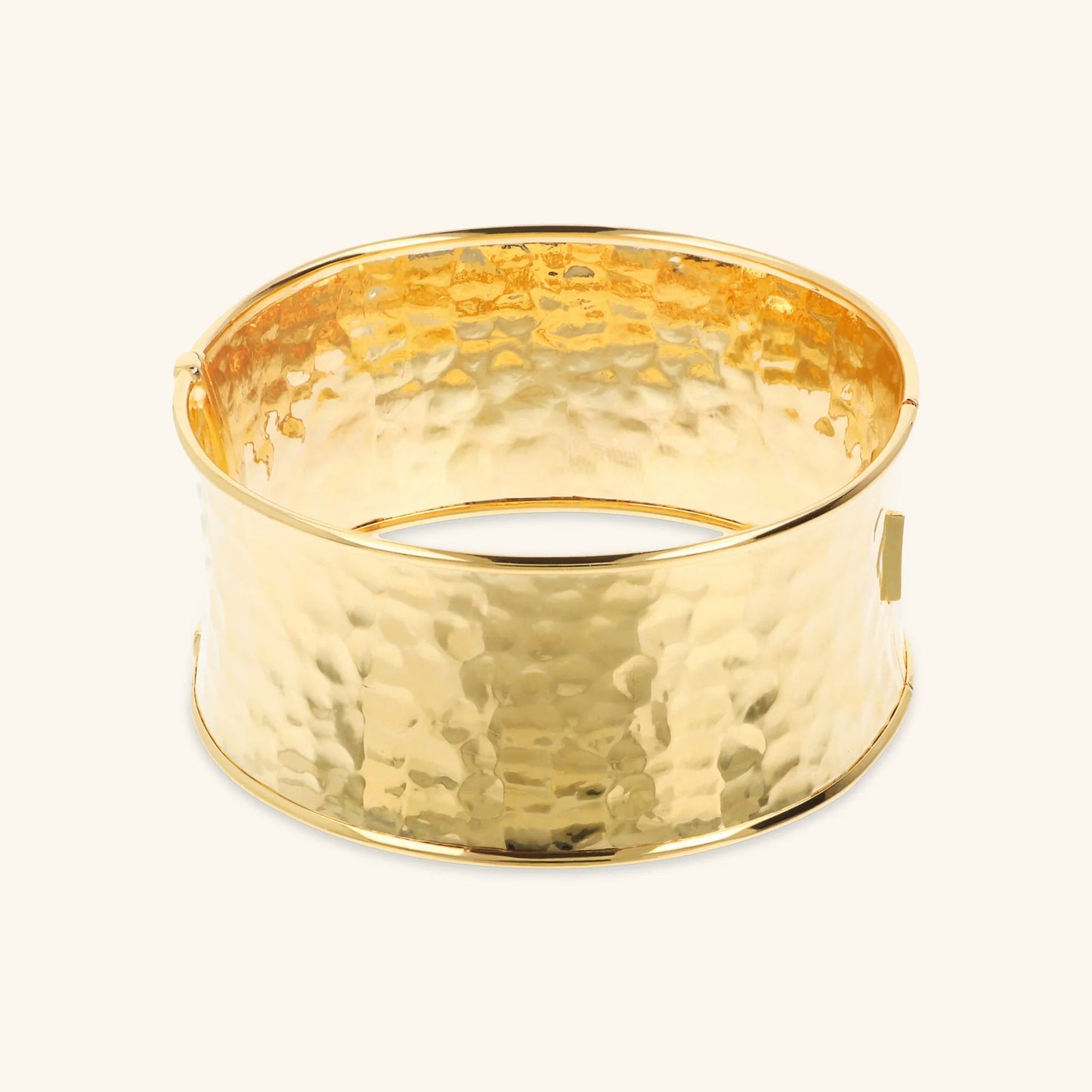 Bracciale Rigido Etrusca a Fascia Martellato Lega Golden Placcata Oro 18 kt