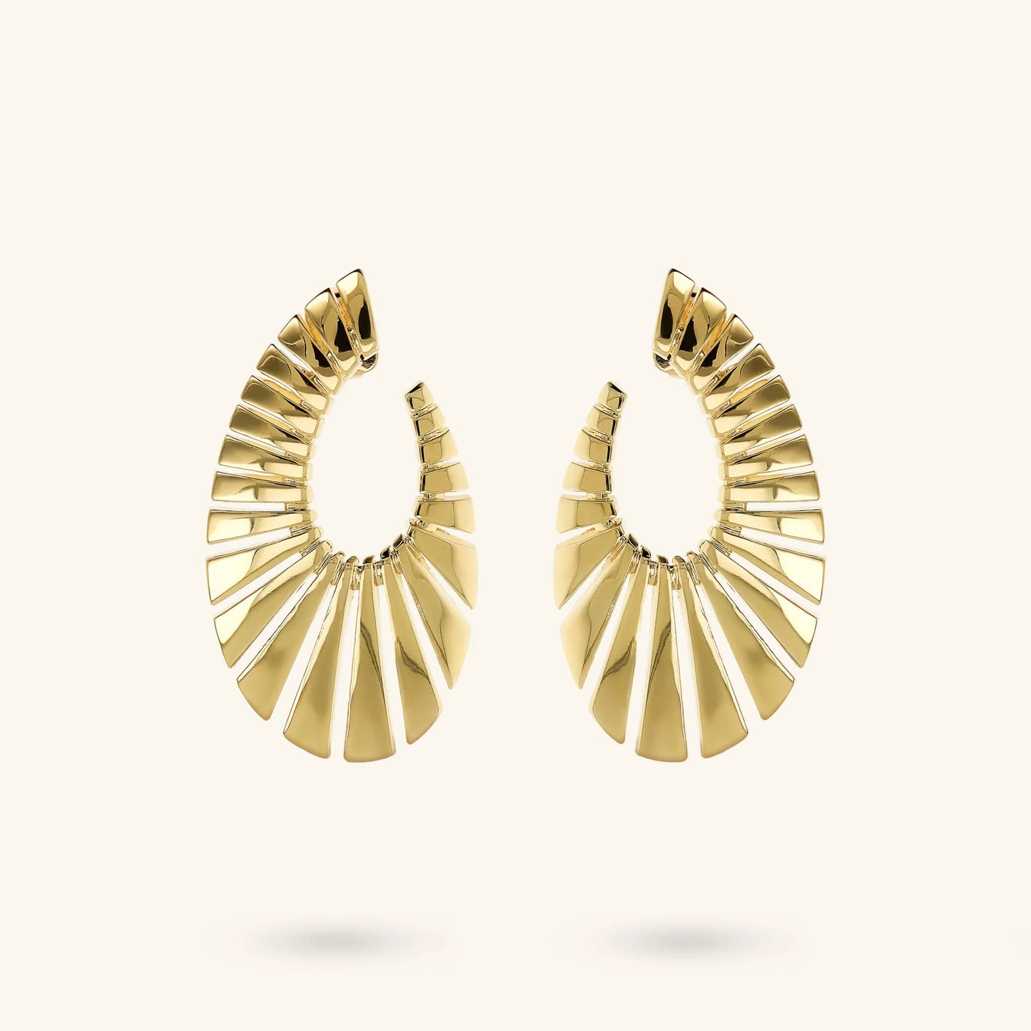 Orecchini Pendenti Etrusca Cleopatra Graduati Lega Golden Placcata Oro 18 kt