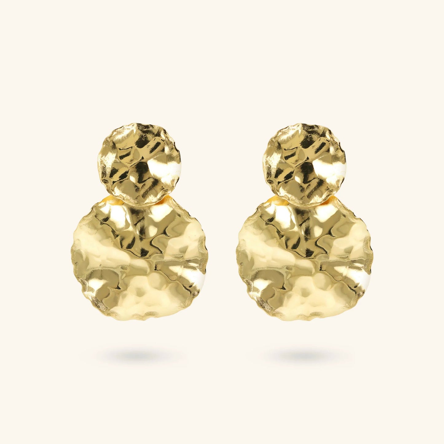 Orecchini Pendenti Etrusca Martellati a Doppio Disco Graduato Lega Golden Placcata Oro 18 kt