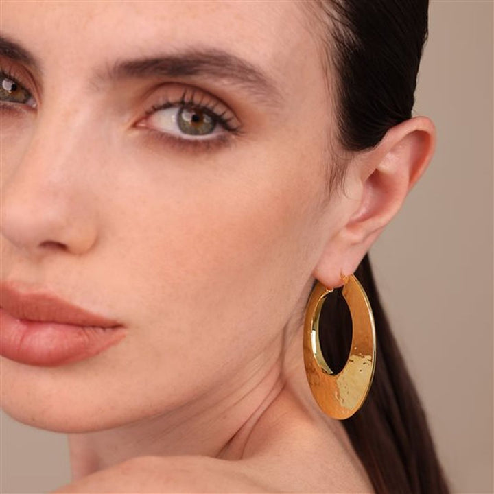 Orecchini a Cerchio Etrusca Piatto Martellato Elettroformati Lega Golden Placcata Oro 18 kt