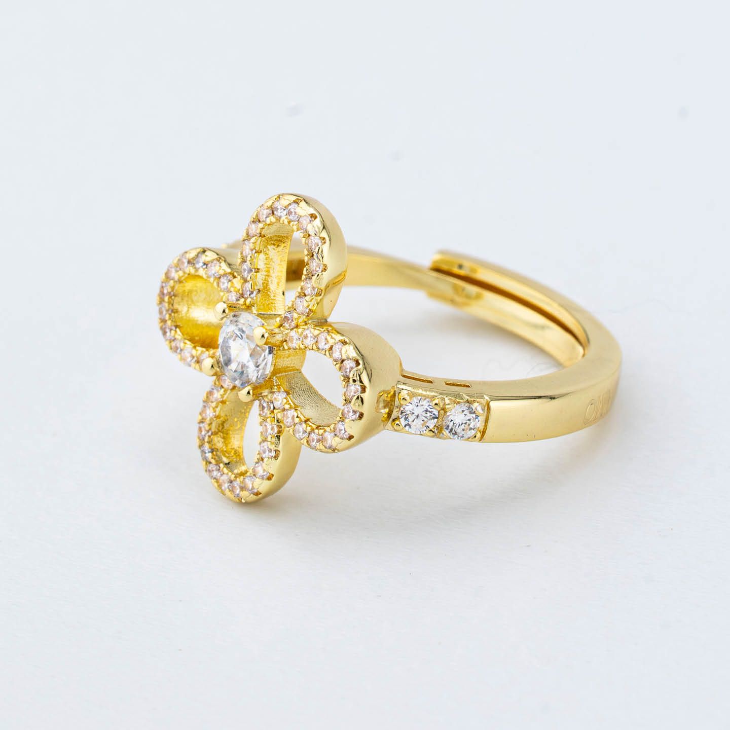 Anello Regolabile Boccadamo Mediterranea Nexma Bronzo Fiore Pvd Oro e Cristalli