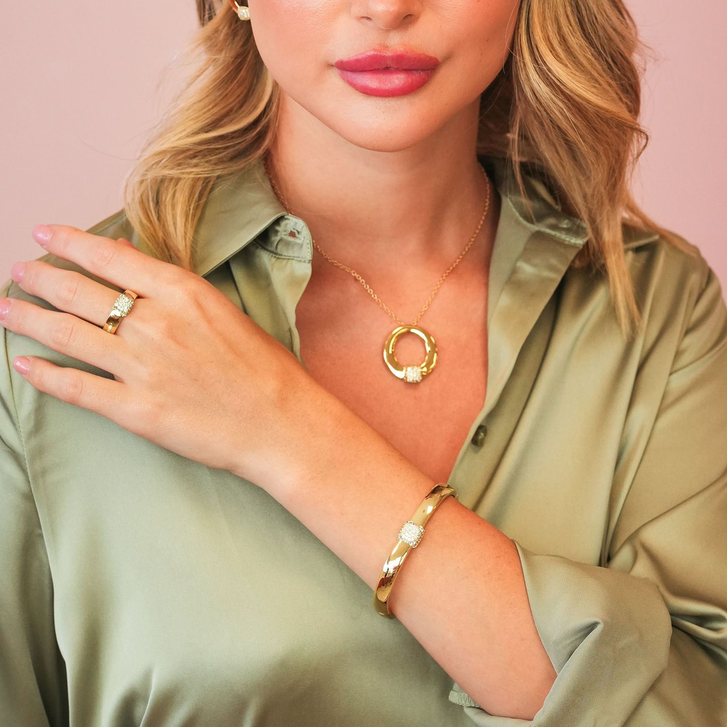 Collana Boccadamo Mediterranea Starry Bronzo Pvd Oro Pendente Cerchio Lucido con Pavè Di Cristalli