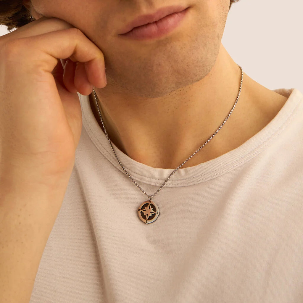 Collana Uomo Stroili Man Code Acciaio Con Pendente Rosa Dei Venti Bicolore Acciaio/Pvd Nero
