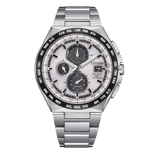 Orologio Citizen Radiocontrollato AT8 Super Titanio Chrono 43 mm Braccialato Bianco