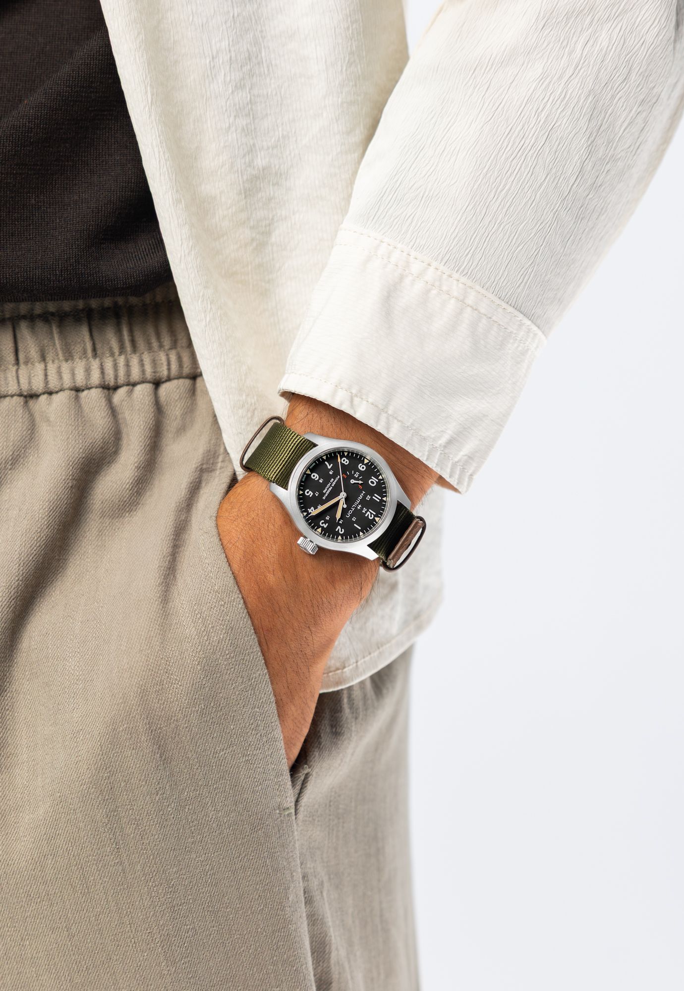 Orologio Hamilton Khaki Field Mechanical Power Reserve 40 Mm Acciaio Cinturino Canvas Verde