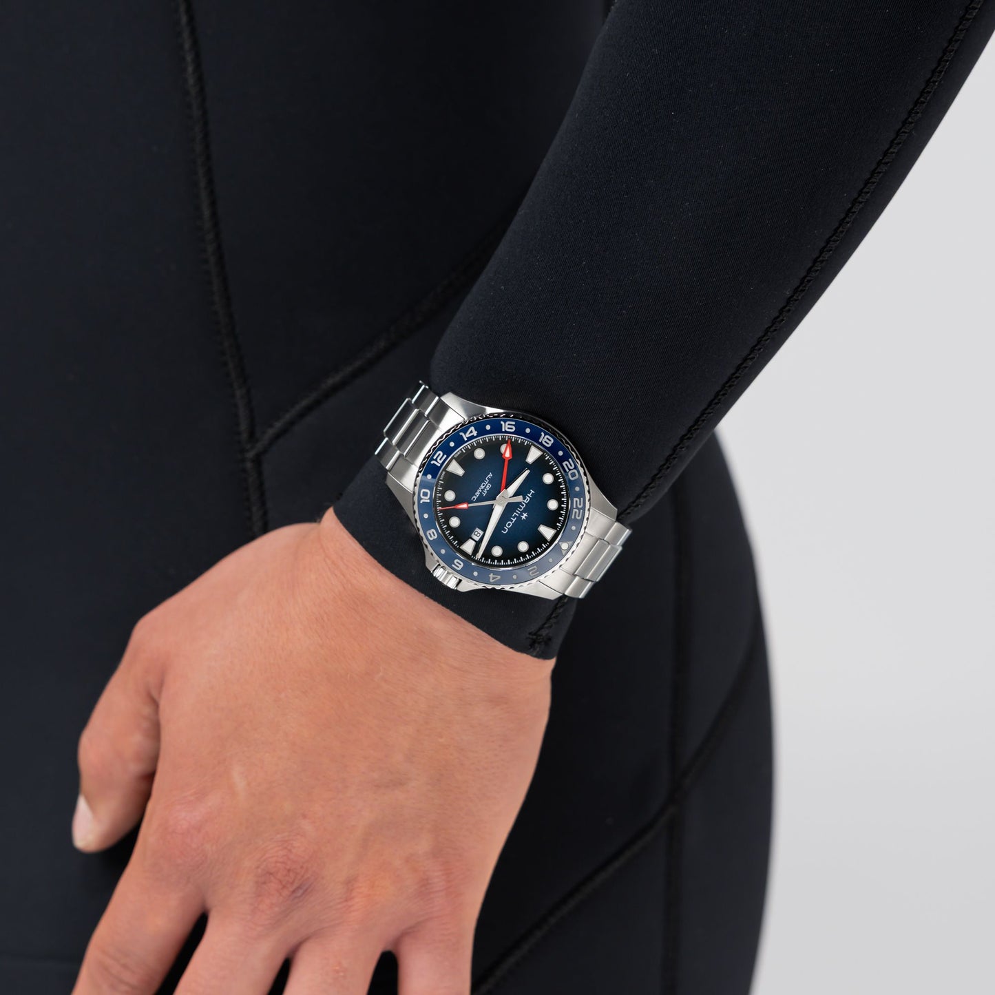 Orologio Hamilton Khaki Navy Scuba Auto Gmt 43 Mm Acciaio Braccialato Blu