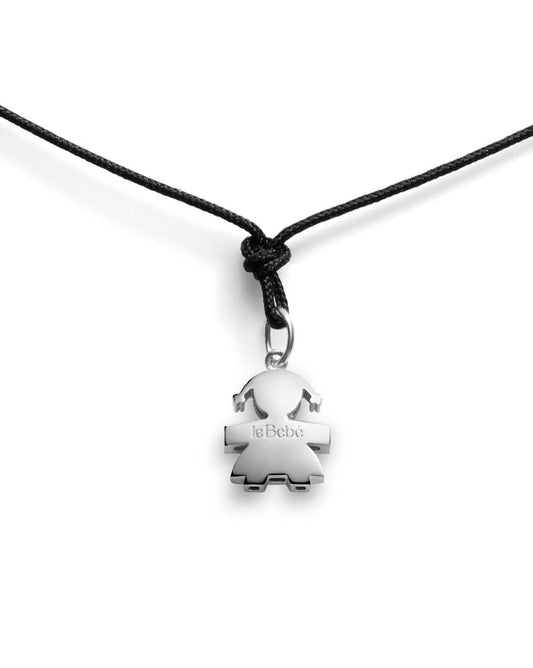 Ciondolo Lebebé I Tesorini Oro Bianco 18 Kt Sagoma Bimba Laccio Nero