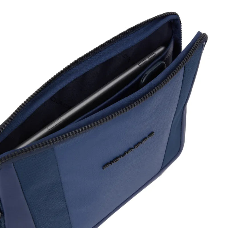 Pochette Piquadro Uomo Da Polso Tessuto Inserti Pelle Blu