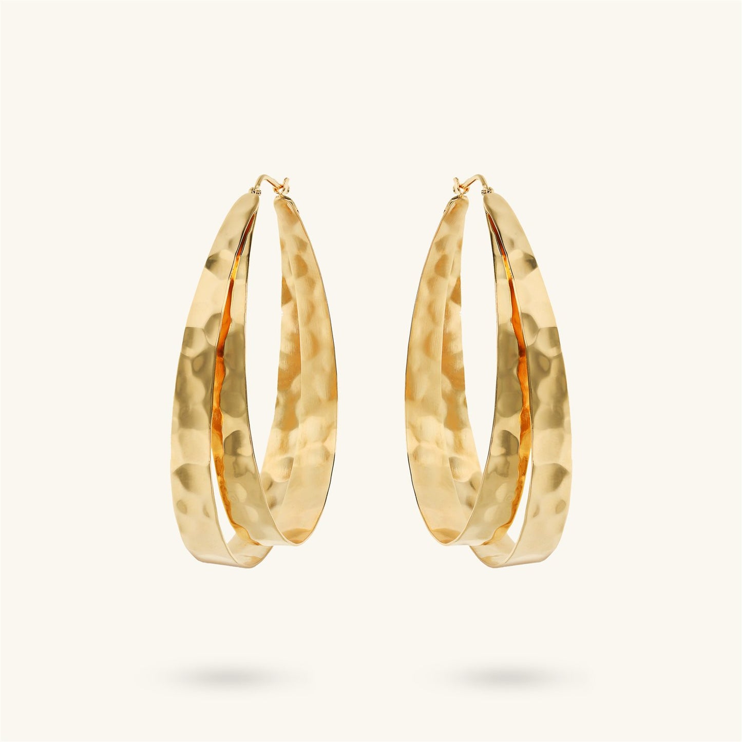Orecchini Doppio Cerchio Etrusca Gioielli Lega Golden Placcata Oro 18 Kt Superficie Martellata